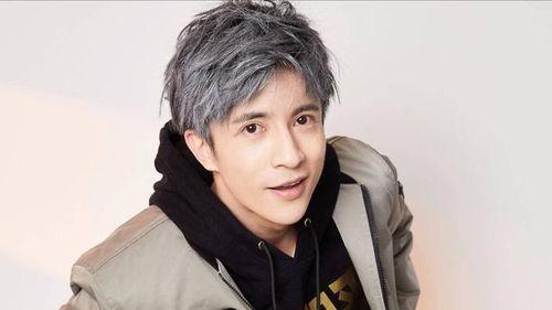 明星娱乐圈吃瓜博君一肖,娱乐圈的甜蜜瓜田，明星们的甜蜜互动揭秘